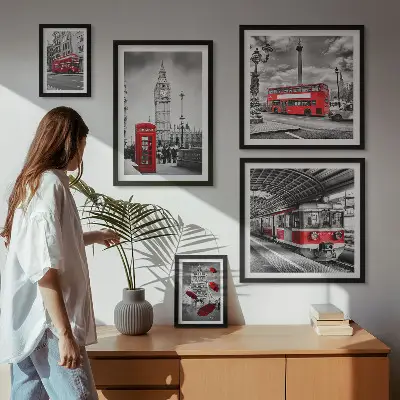 London motifs framed photo set with accents