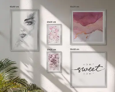 Framed photo set women's portraits with pastel flowers
