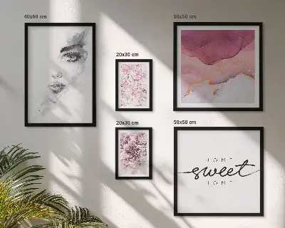 Framed photo set women's portraits with pastel flowers