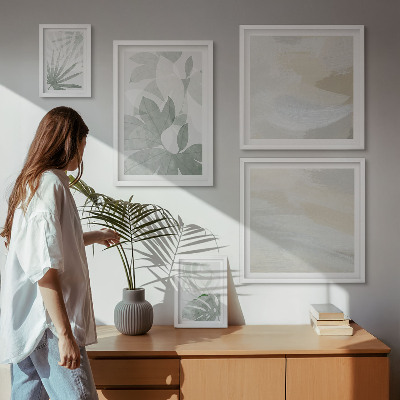 Gallery wall Gray and white plant motifs