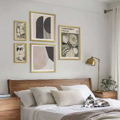 Gallery wall Stylish floral arrangements