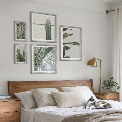 Framed photo set Modern plant accents