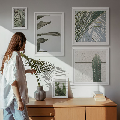 Framed photo set Modern plant accents