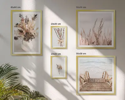 Framed photo set featuring stylish dried plants and water