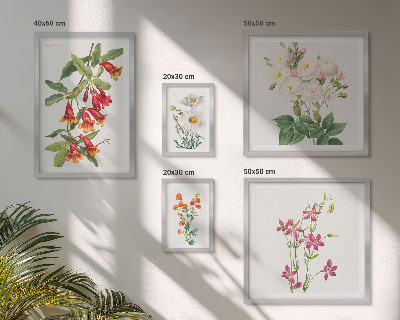Gallery wall Floral botanical motifs