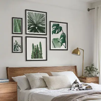 Set of 5 wall art pieces featuring green tropical indoor plants