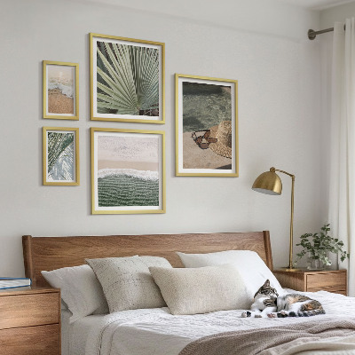 Gallery wall Stylish holiday water themes