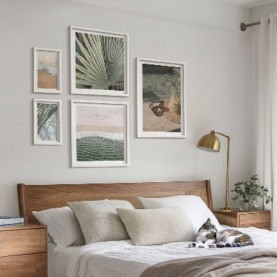 Gallery wall Stylish holiday water themes