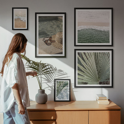 Gallery wall Stylish holiday water themes