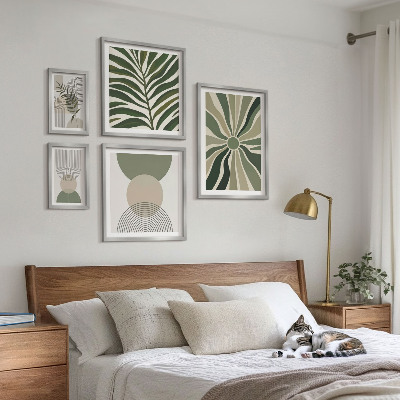 Framed photo set Stylish graphics with greenery