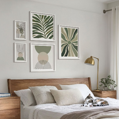 Framed photo set Stylish graphics with greenery