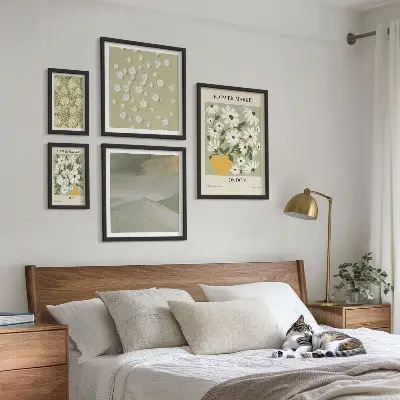 Set of 5 floral urban motif wall art pieces 