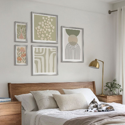 Gallery wall Stylish pastel plant graphics