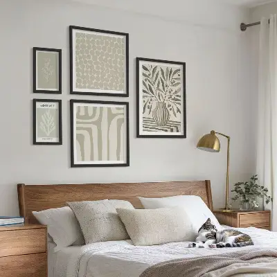 Framed photo set with Scandinavian plant patterns