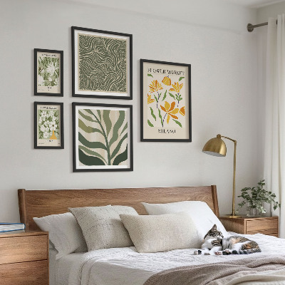 Set of 5 wall art pieces Modern plant motifs