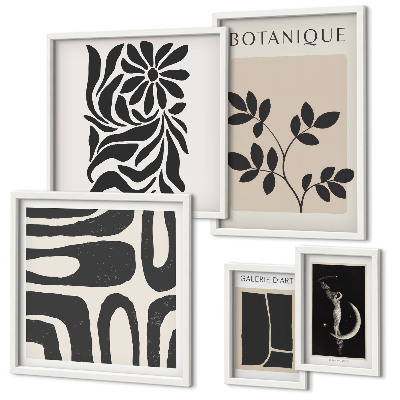 Gallery wall Modern plant motifs