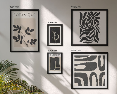 Gallery wall Modern plant motifs