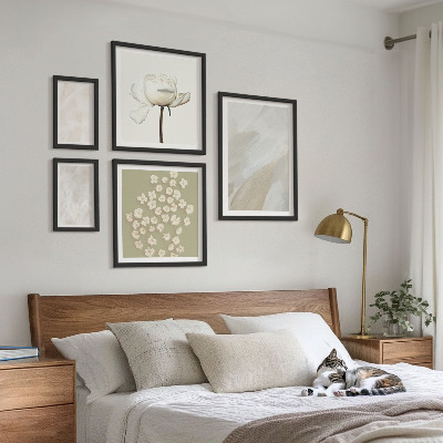 Gallery wall Flowers fashionable boho textures