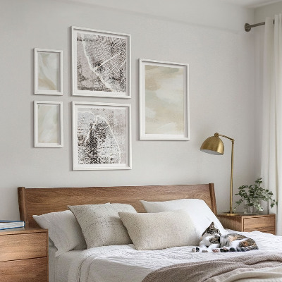 Gallery wall Paint texture minimalism