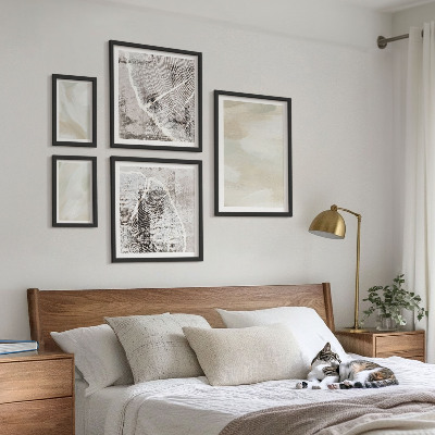 Gallery wall Paint texture minimalism