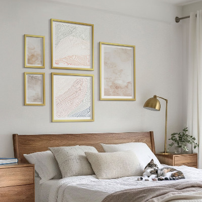 Gallery wall Watercolor leaves and spots