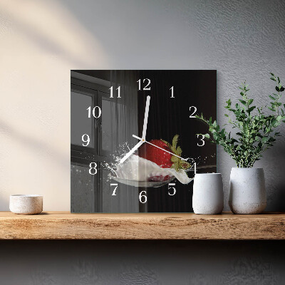 Square kitchen clock Strawberry