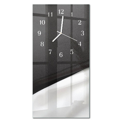 Glass clock vertical Contrast