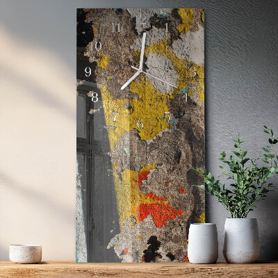 Vertical wall clock Cracked surface