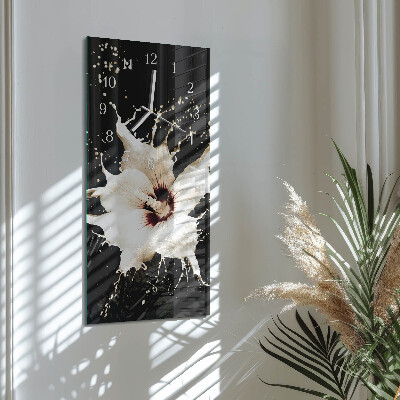 Modern vertical wall clock Flower