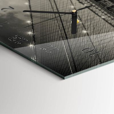 Vertical rectangular wall clock Perspectives