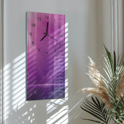 Vertical wall clock Appearance