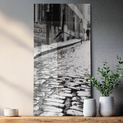 Glass clock vertical Route
