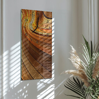 Vertical wall clock Abstraction