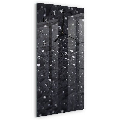 Vertical wall clock A drop of water