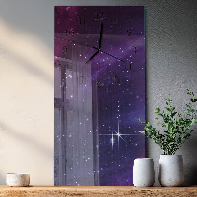 Vertical wall clock Appearance