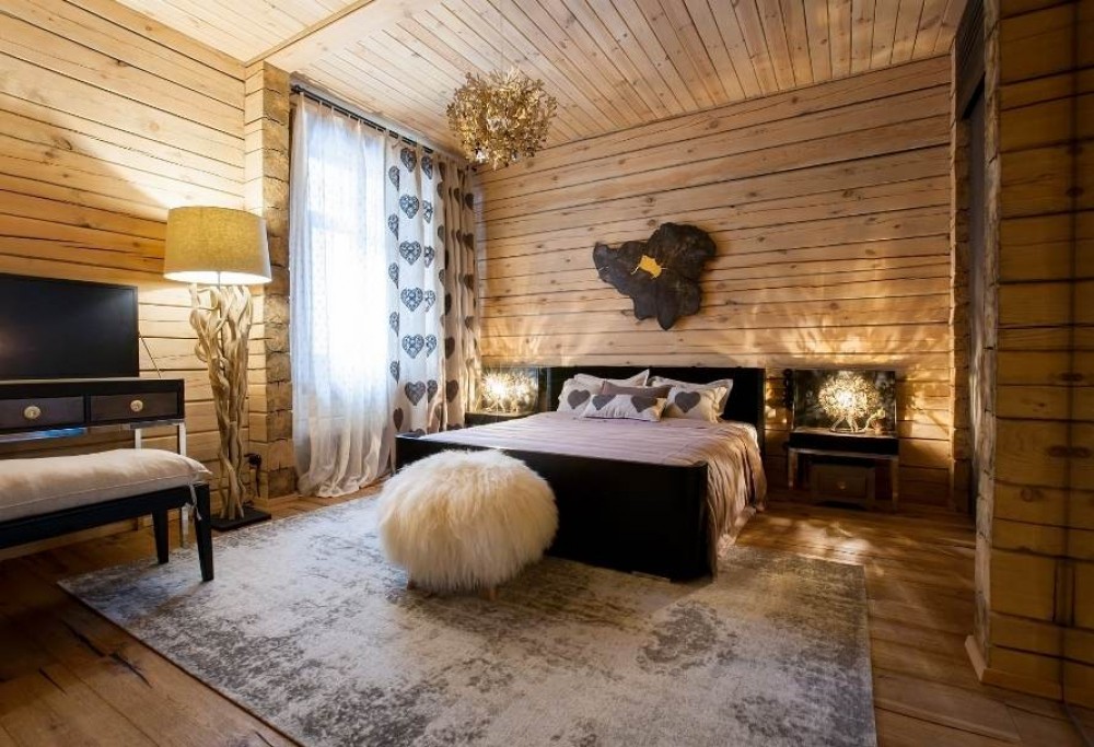Rustic bedroom